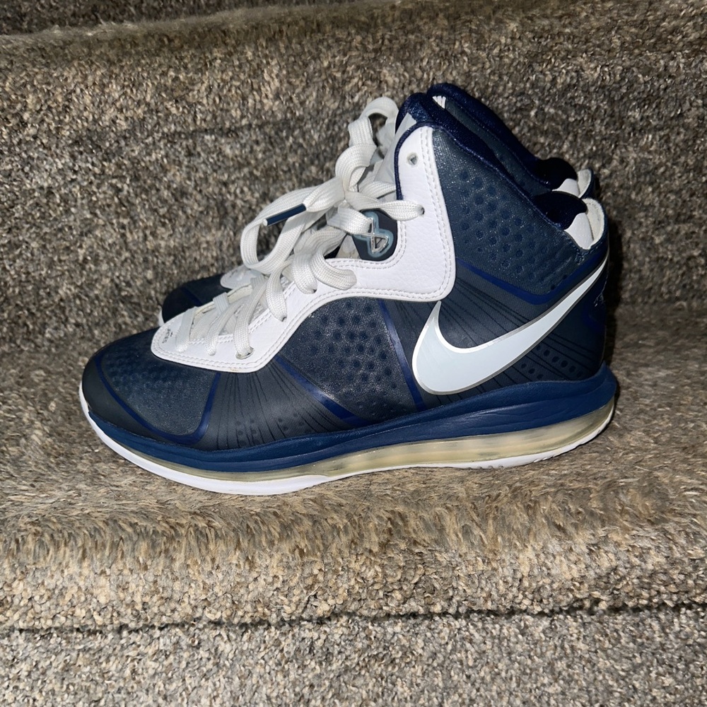 COPY - Lebron 8 Yankees size 9